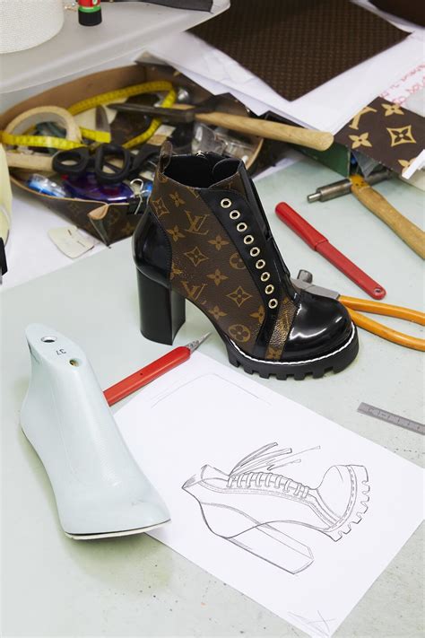 fabbrica scarpe louis vuitton